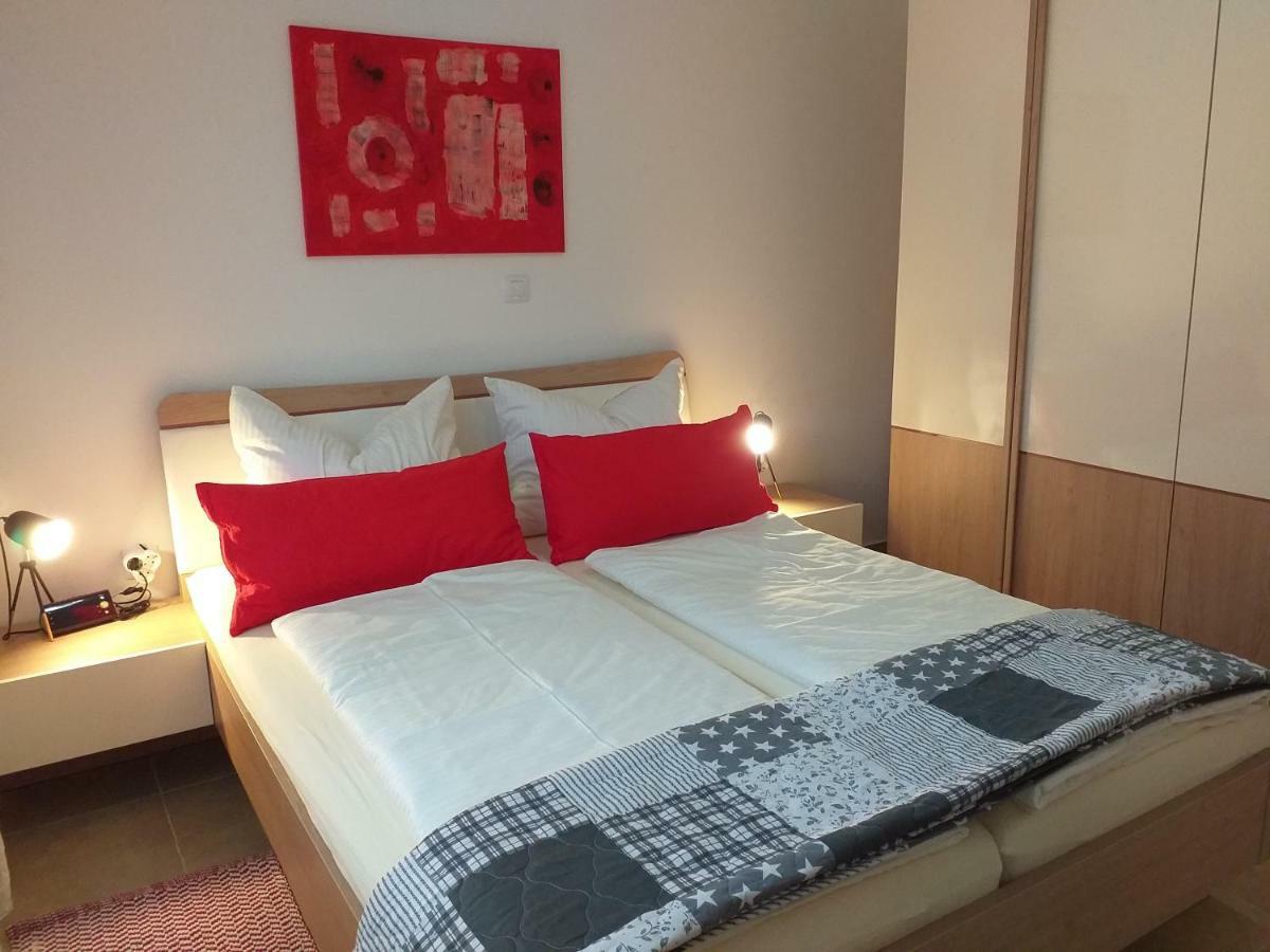 Apartman Leanton Pola Esterno foto